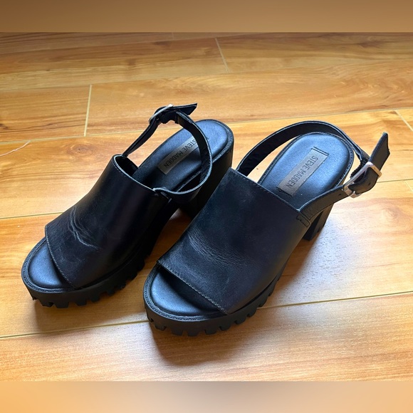 Steve Madden Black Leather Platform Sandals - Picture 3 of 4